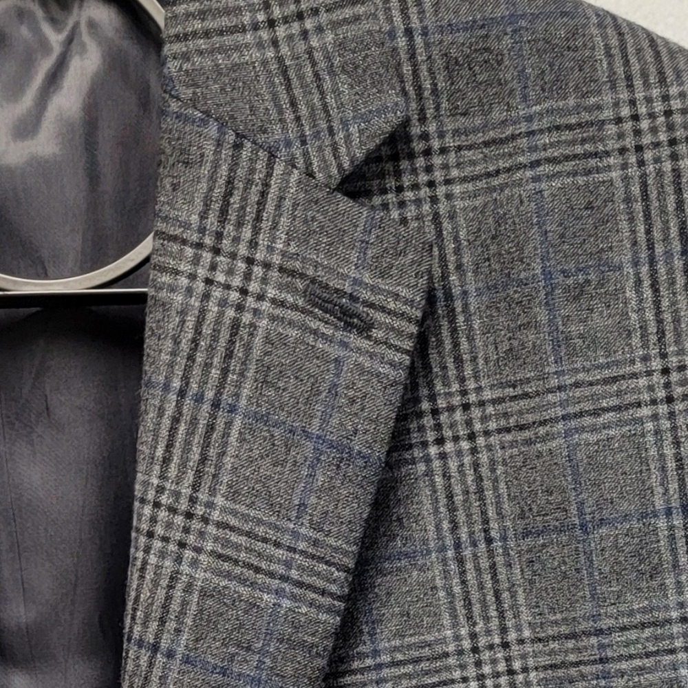 Lauren Ralph Lauren Men's Wool Blend Gray 2 Button Blazer Sportcoat 46R - Picture 2 of 14